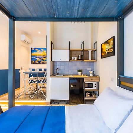 Central Station Apartments & Suites ナポリ エクステリア 写真