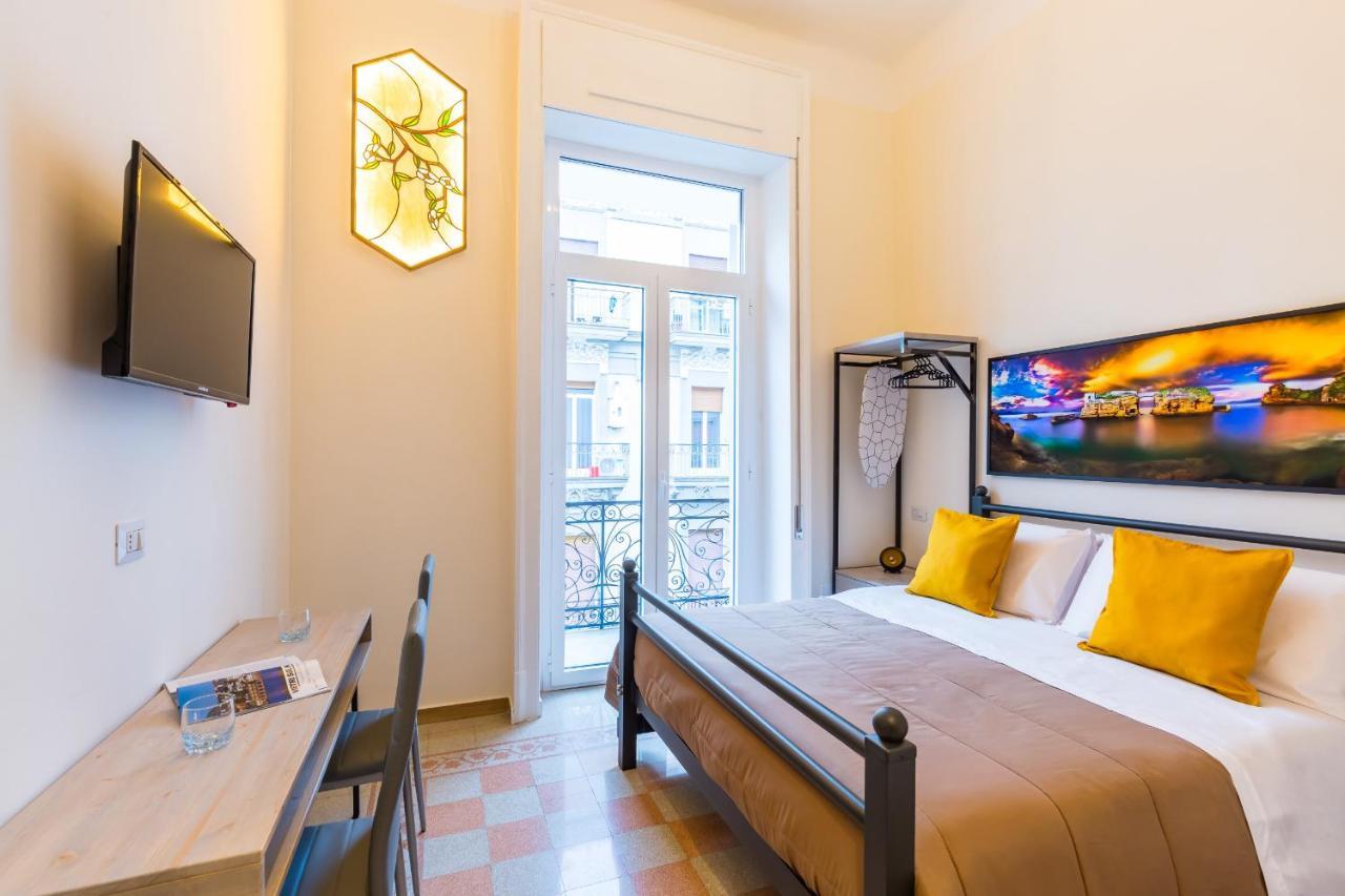 Central Station Apartments & Suites ナポリ エクステリア 写真