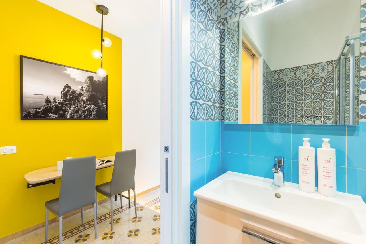 Central Station Apartments & Suites ナポリ エクステリア 写真