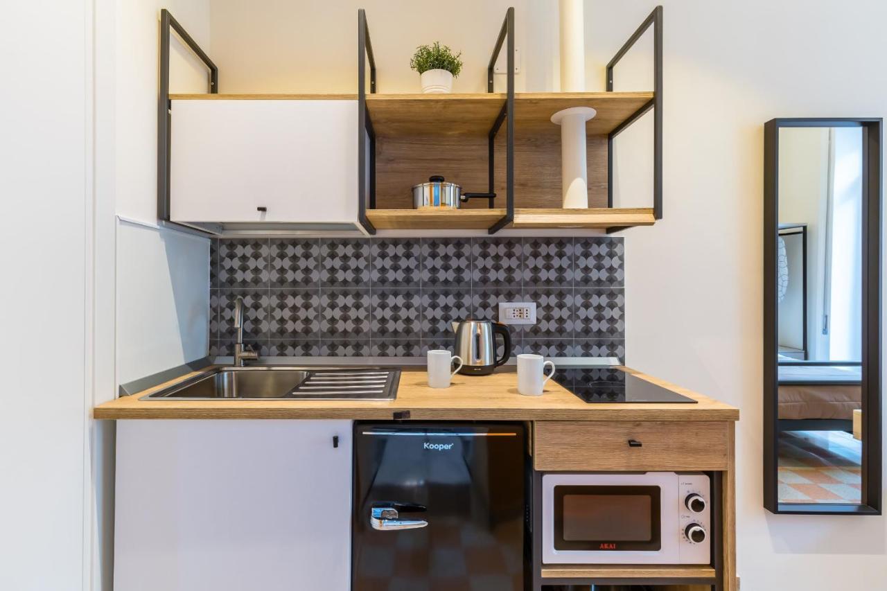 Central Station Apartments & Suites ナポリ エクステリア 写真