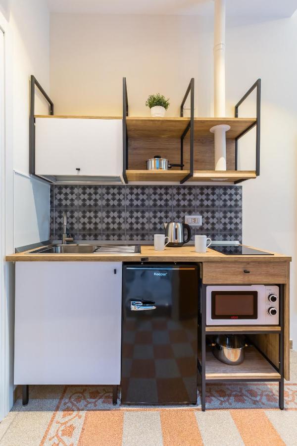 Central Station Apartments & Suites ナポリ エクステリア 写真