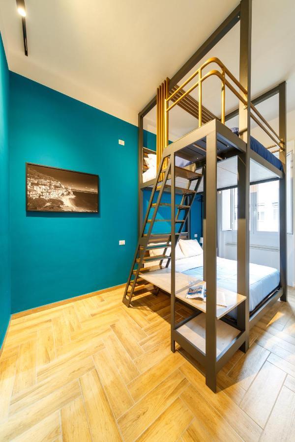 Central Station Apartments & Suites ナポリ エクステリア 写真