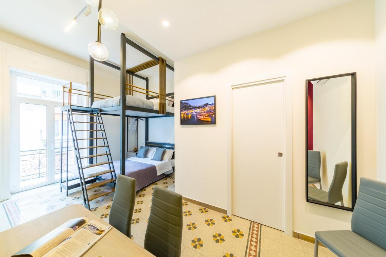 Central Station Apartments & Suites ナポリ エクステリア 写真