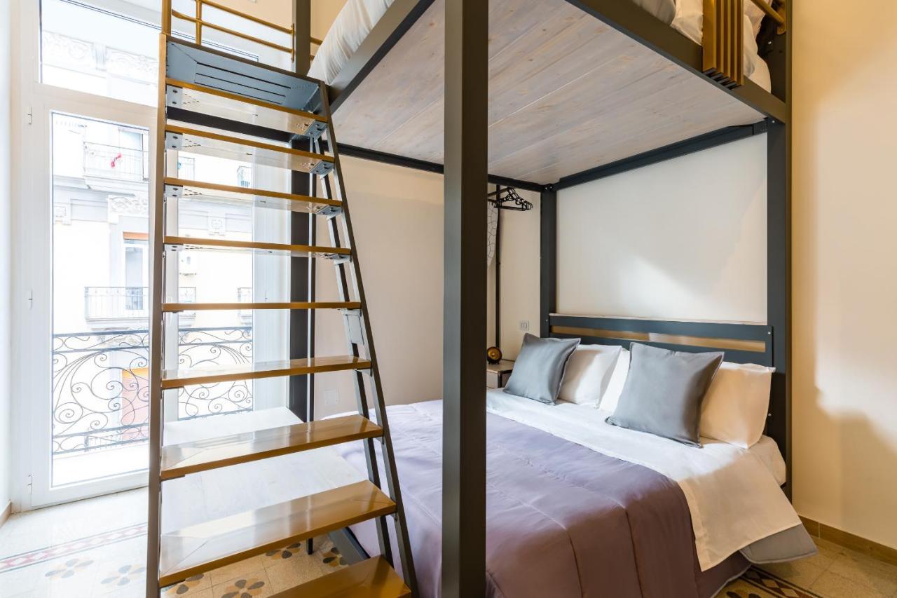 Central Station Apartments & Suites ナポリ エクステリア 写真