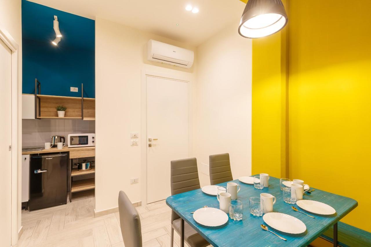 Central Station Apartments & Suites ナポリ エクステリア 写真