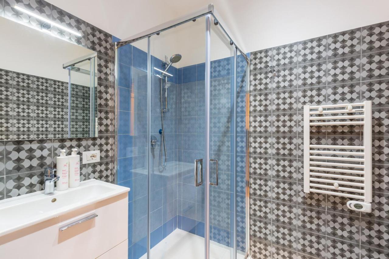 Central Station Apartments & Suites ナポリ エクステリア 写真