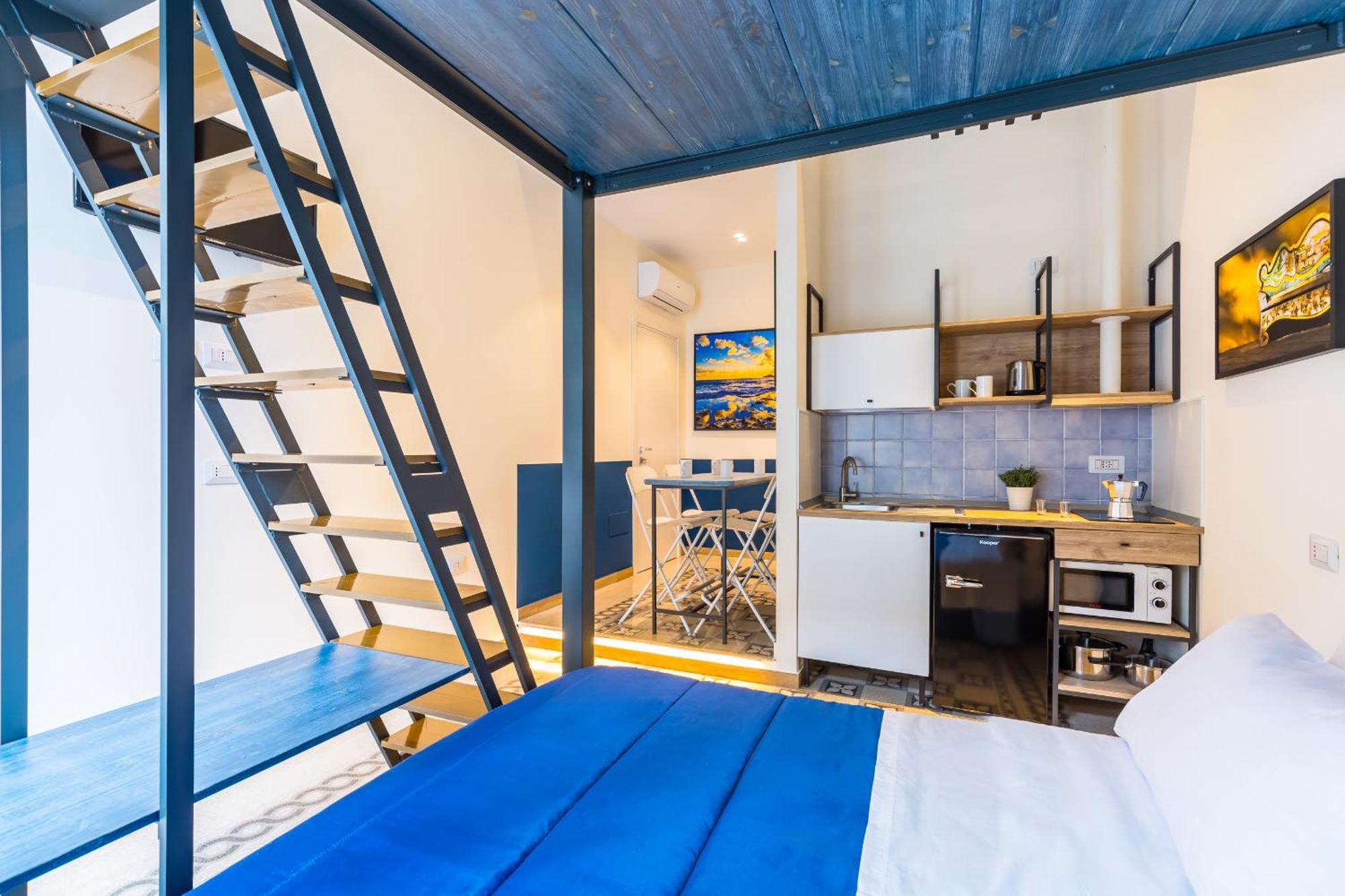 Central Station Apartments & Suites ナポリ エクステリア 写真