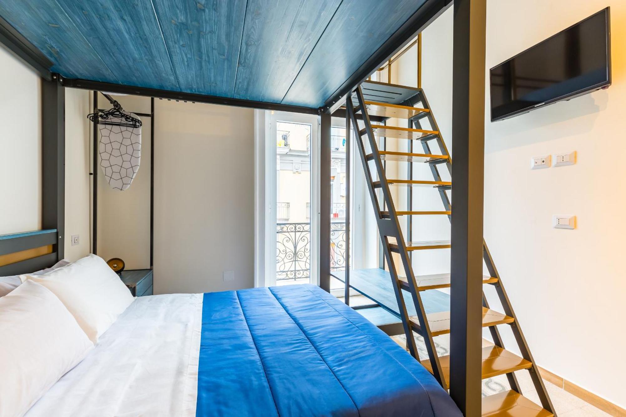 Central Station Apartments & Suites ナポリ エクステリア 写真
