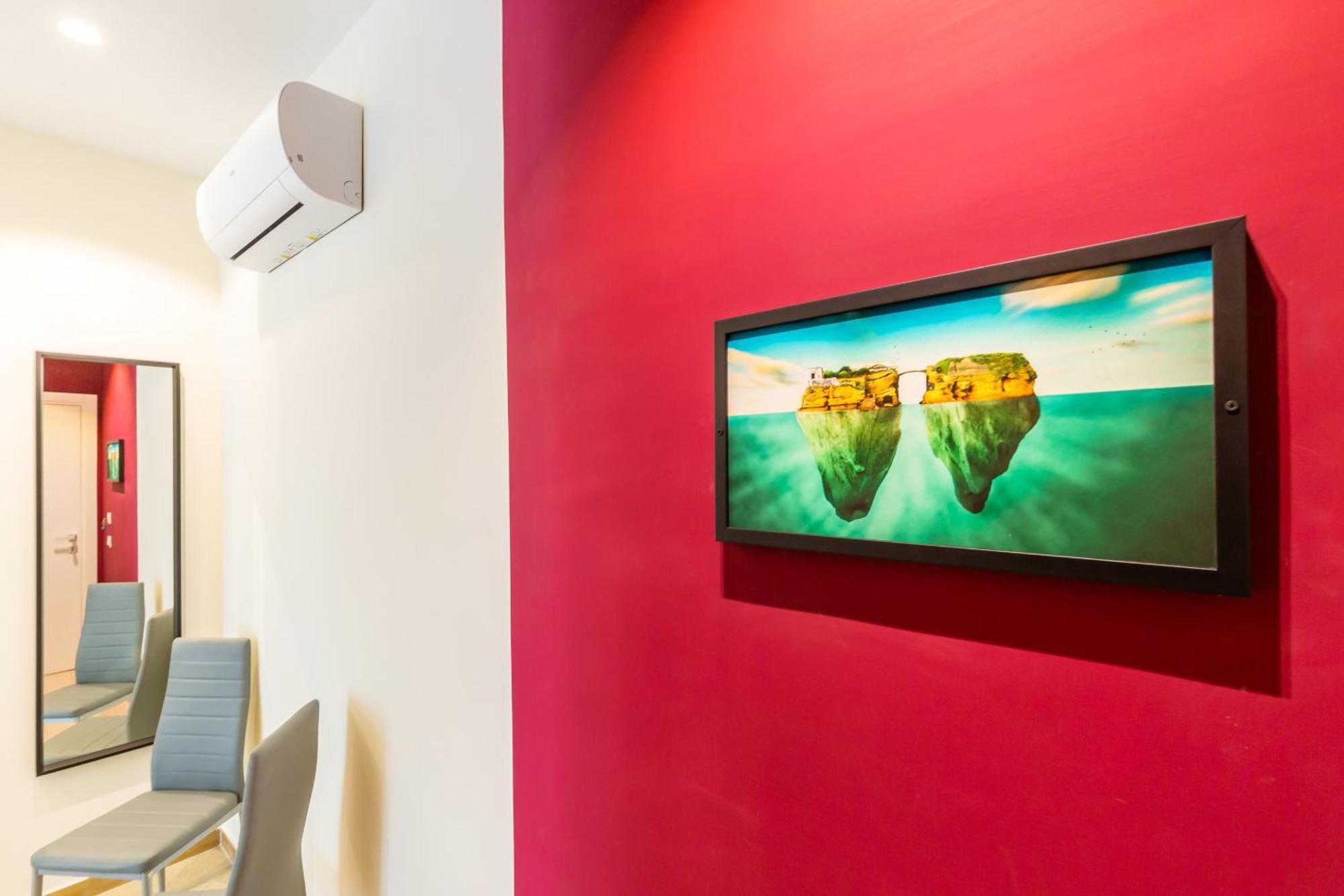 Central Station Apartments & Suites ナポリ エクステリア 写真